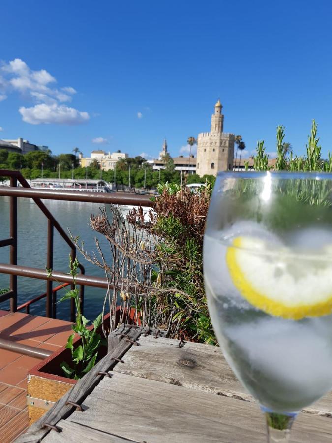 Acogedor Apartamento En Pleno Corazon De Triana Seville Luaran gambar