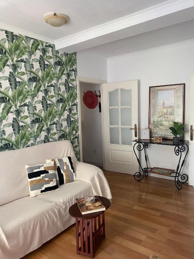 Acogedor Apartamento En Pleno Corazon De Triana Seville Luaran gambar