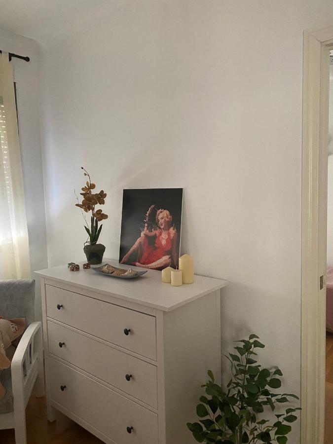 Acogedor Apartamento En Pleno Corazon De Triana Seville Luaran gambar