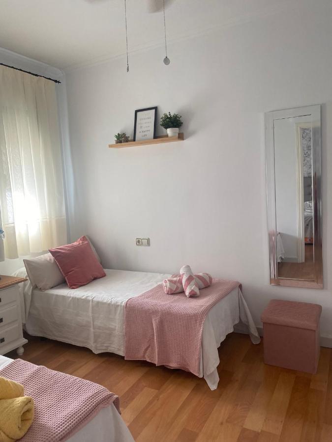 Acogedor Apartamento En Pleno Corazon De Triana Seville Luaran gambar