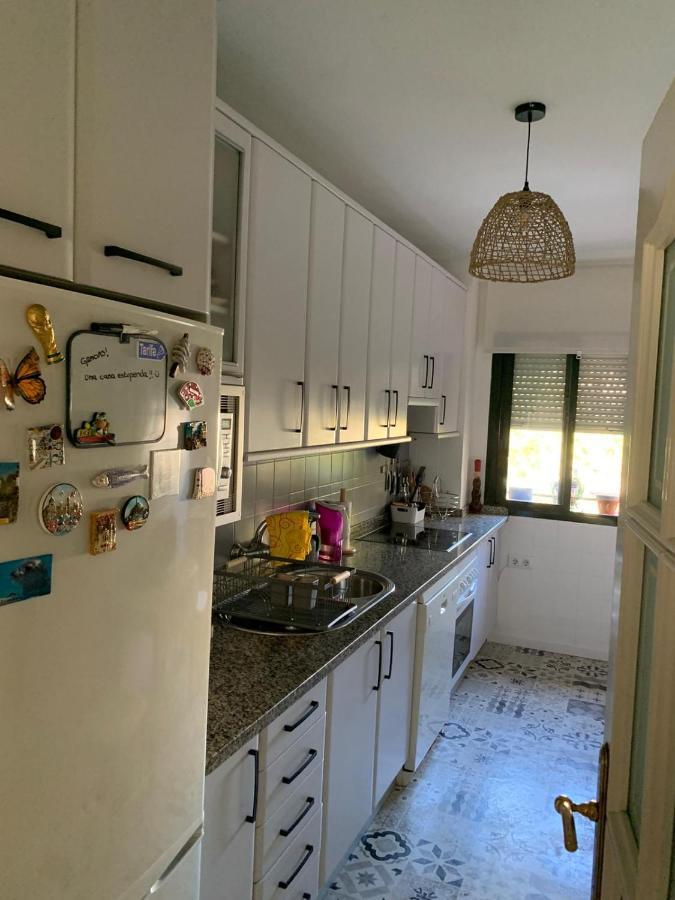 Acogedor Apartamento En Pleno Corazon De Triana Seville Luaran gambar