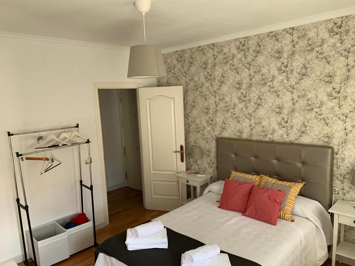 Acogedor Apartamento En Pleno Corazon De Triana Seville Luaran gambar